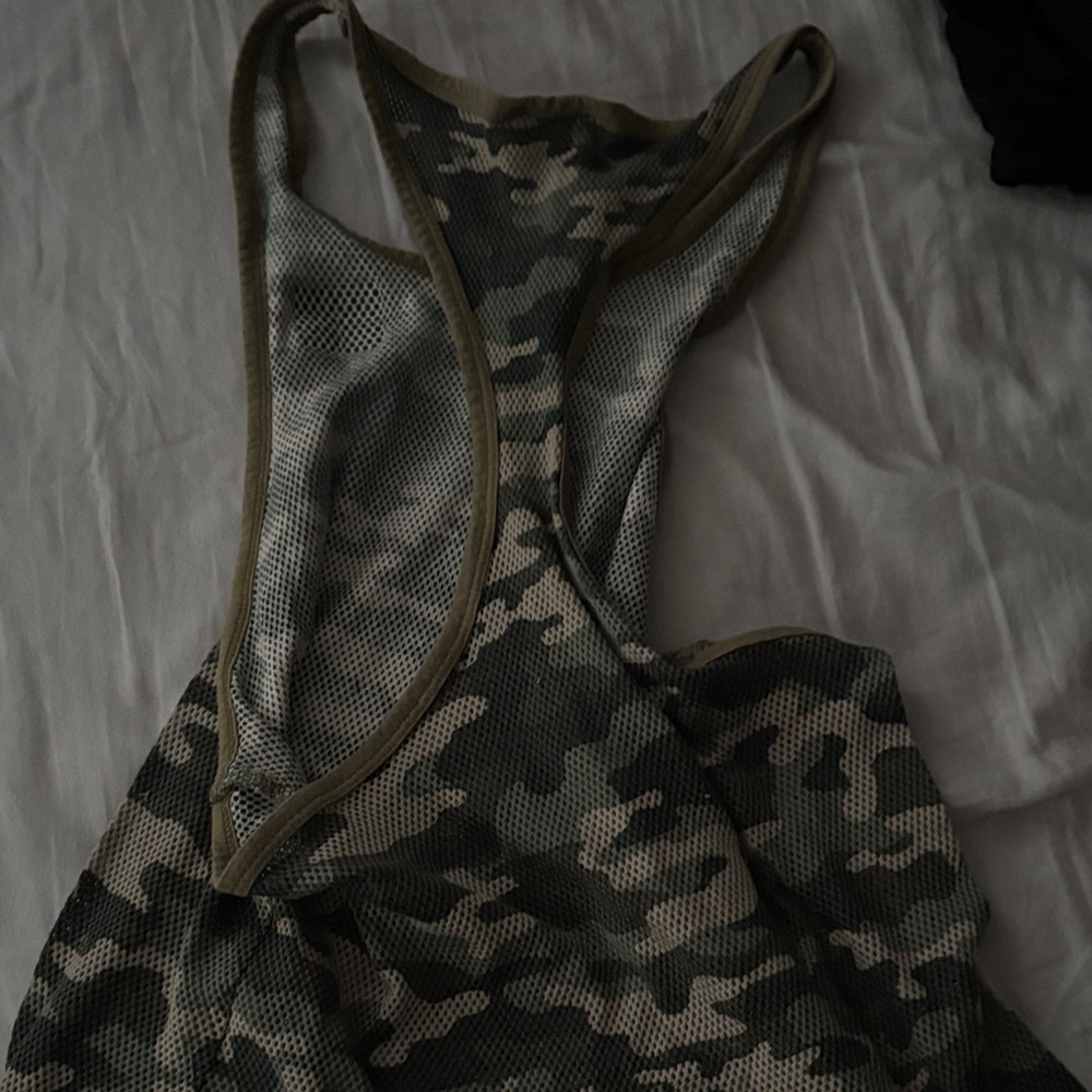 Code 22 men’s Mesh Racerback Tank Top large - Picture 2 of 3